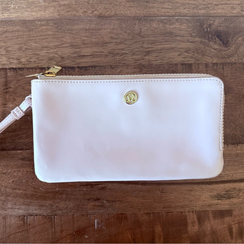 Lululemon Athletica White Wristlet Clutch